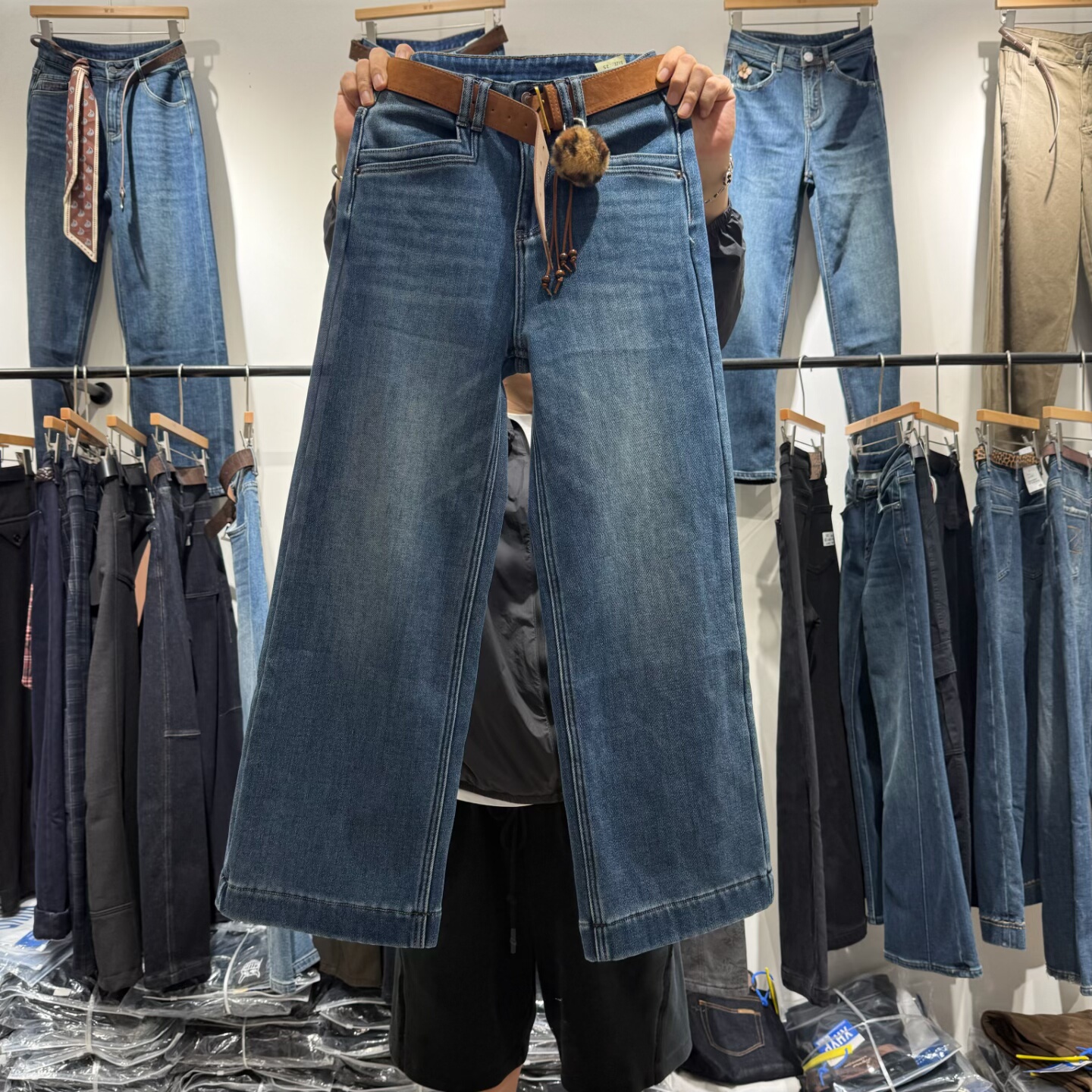 Jeans19108韩版修身四面弹直筒牛仔裤女2025冬植绒高腰九分奶奶裤