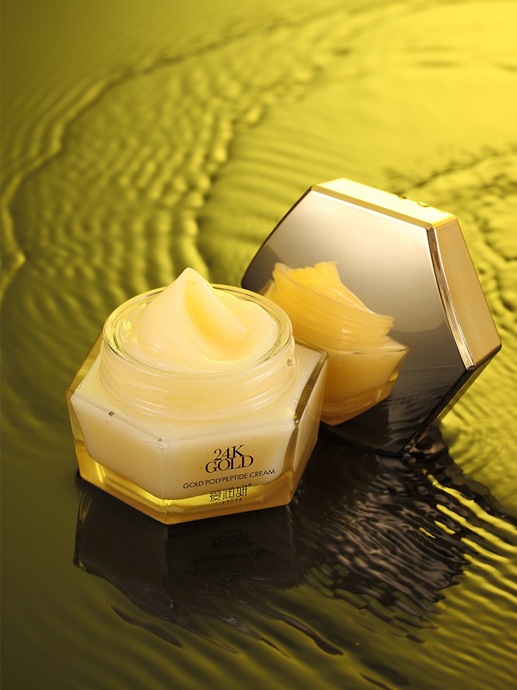 奢宠黄金多肽冻龄霜润肤