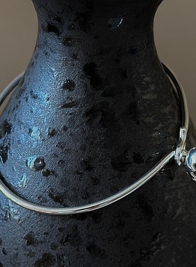 S925纯银韩版小众设计感灰珍珠简约手环韩式风时尚首饰品