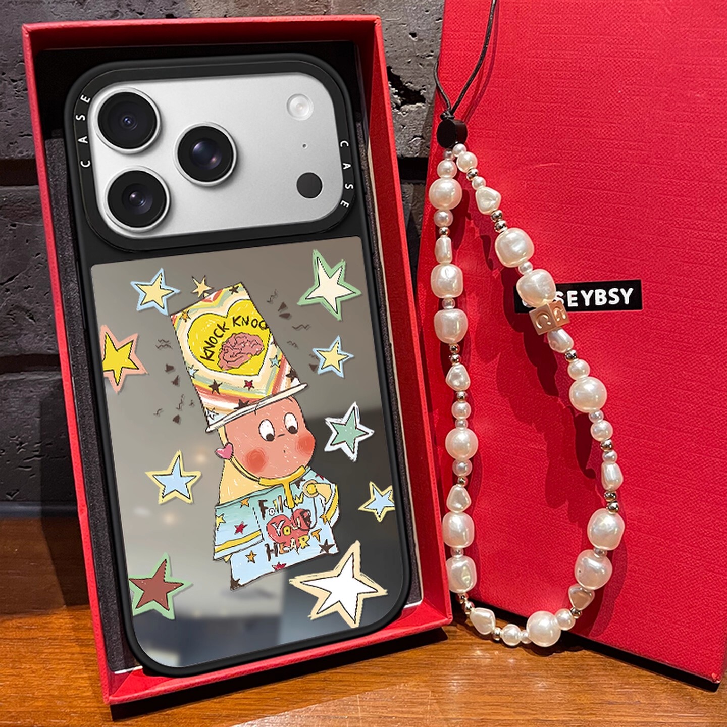 CASE联名星星人发光倒扣帽子适用iphone17pro壳苹果16promax亚克力15pro镜面保护套14/13可爱卡通12男女