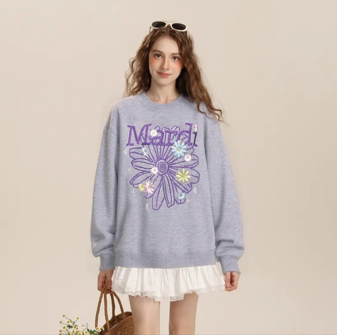 Mardi2025小雏菊温柔风圆领厚款女刺绣毛衣时尚上衣女装长袖