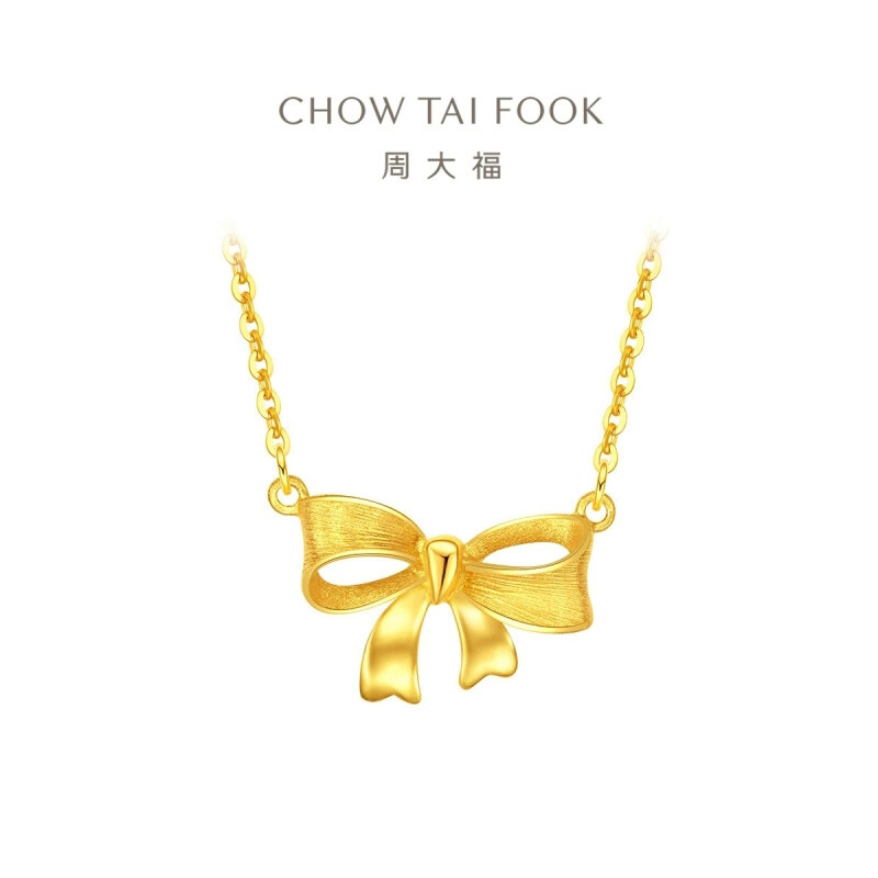 周大福飘逸蝴蝶结黄金项链