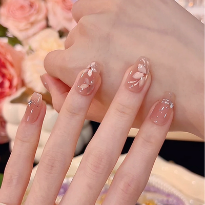 秋冬裸色渐变显白美甲穿戴甲短款高级手绘梅花冰透猫眼假指甲贴片