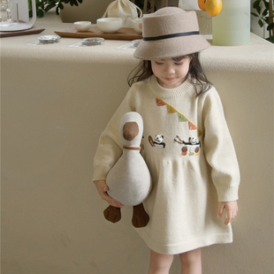 BangBang饱饱 ins女童秋冬手工绣花派对熊猫连衣裙长袖针织毛衣裙