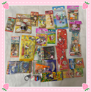 【小衣橱杂货铺】日本带回中古三丽鸥地域限定HelloKitty挂件