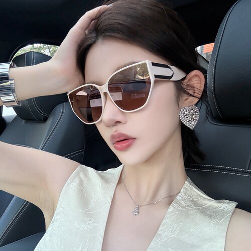 复古白茶色猫眼墨镜女方圆脸显瘦