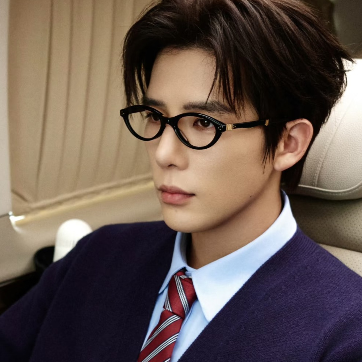 王安宇同款素颜黑框猫眼近视眼镜