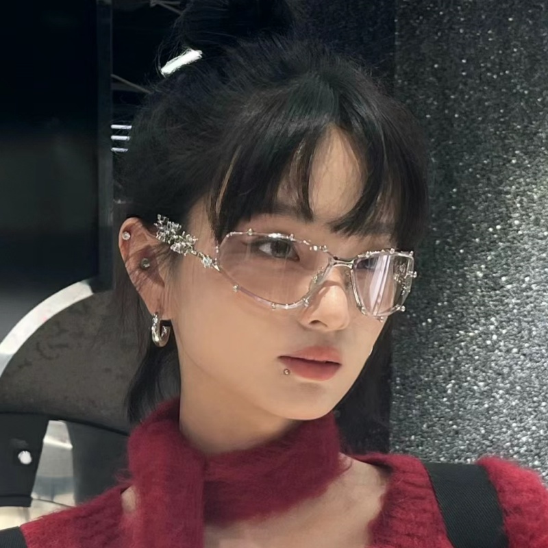 2025新款gm素颜眼镜大框猫眼金属镶钻石防蓝光欧美辣妹风甜酷显瘦