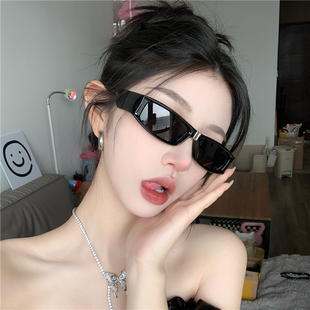 小脸方形复古黑色太阳镜女潮Y2K甜酷辣妹风墨镜女2025新款高级感