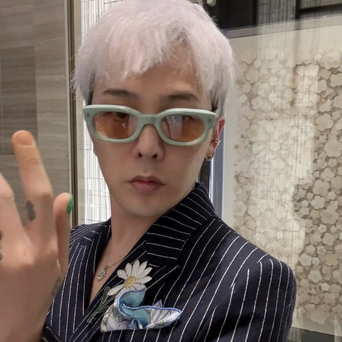 GD同款方形绿框茶色显瘦太阳镜男