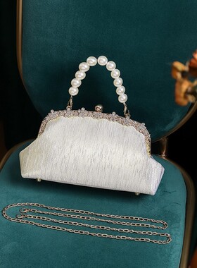 新中式国风旗袍包包手提斜跨小包白色珍珠链搭配旗袍汉服手拎包