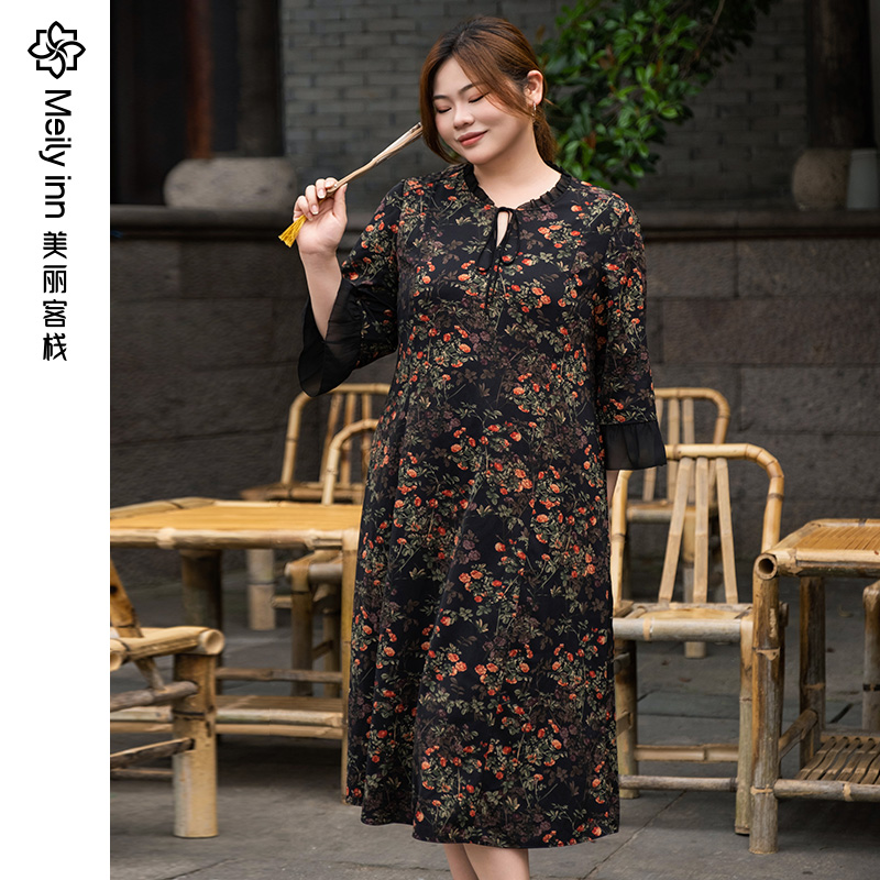 大码连衣裙显瘦松弛感碎花裙