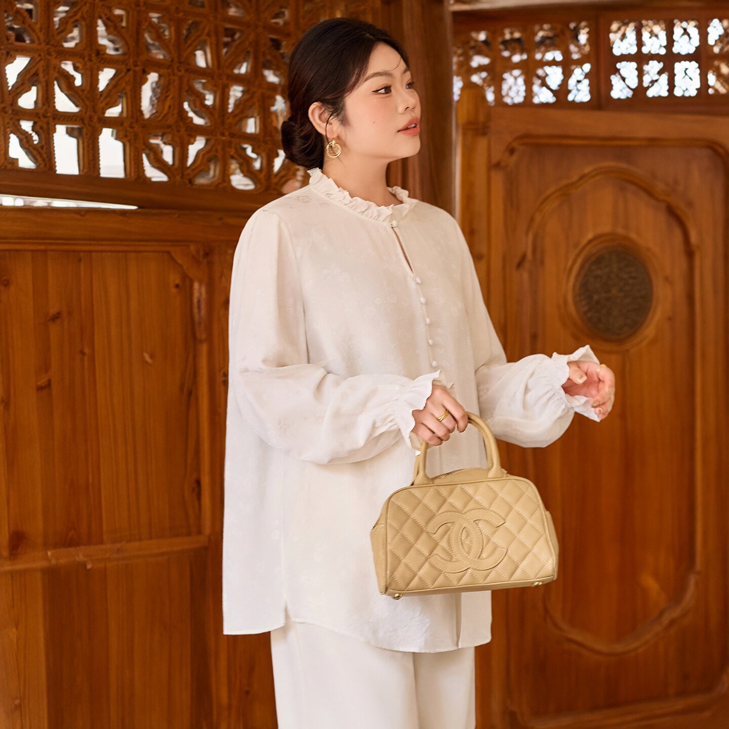 美丽客栈高端大码衬衫女胖mm洋气轻奢减龄高级感正肩显瘦长袖上衣