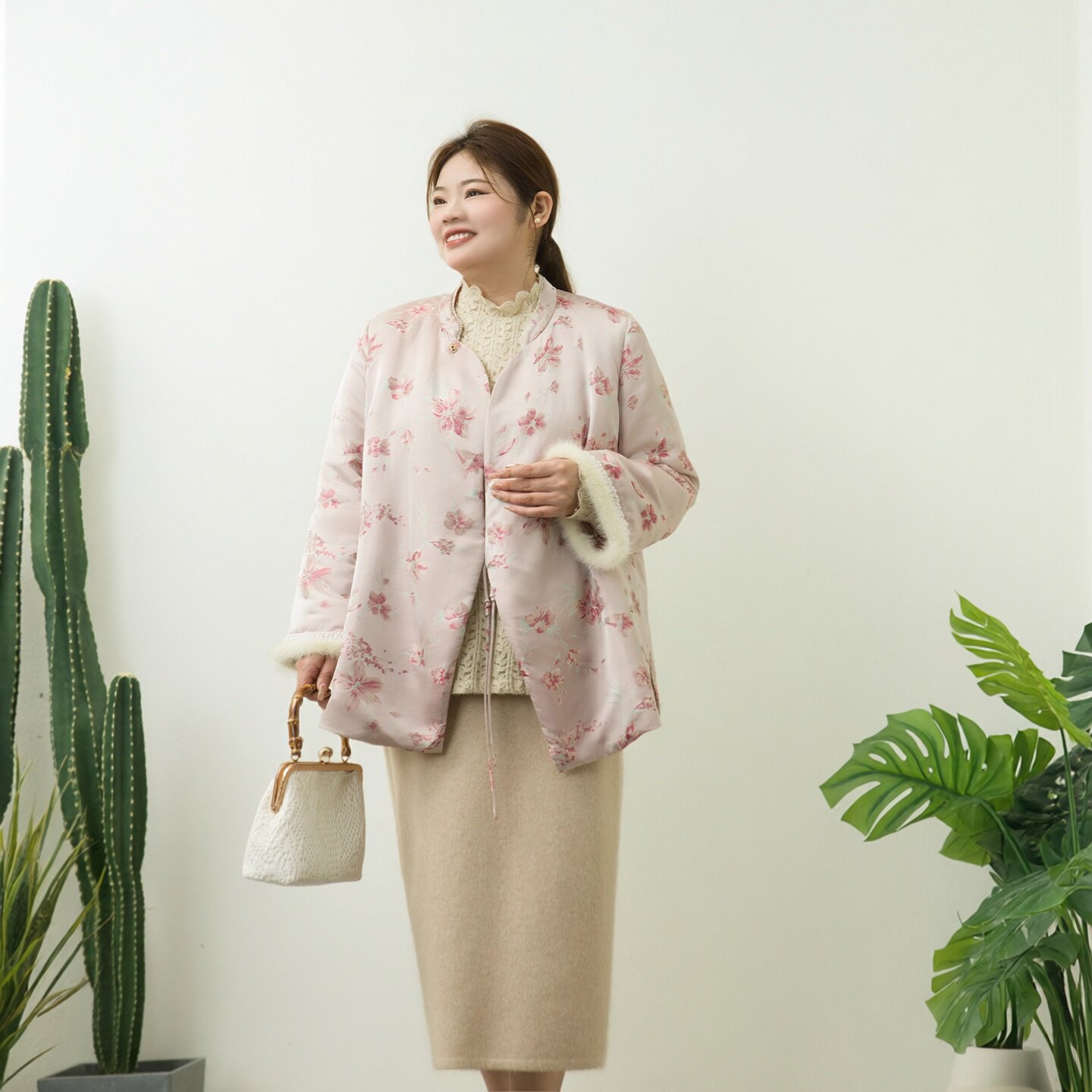 美丽客栈2025冬季新款大码女装轻薄宽松显瘦棉服女新中式国风外套