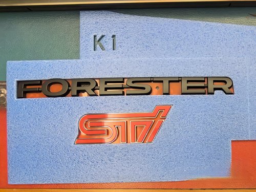 适用于18-24款斯巴鲁森林人STI车标黑色FORRESTER字标sti尾标原厂