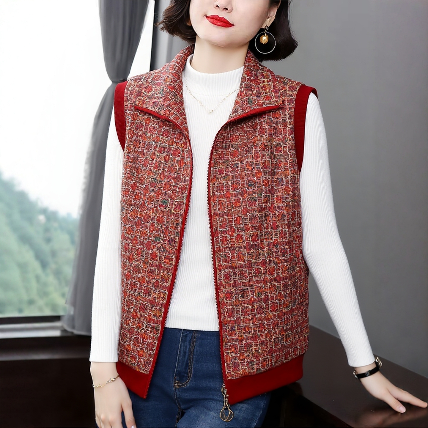 中老年2025新款冬装妈妈马甲加绒马夹背心无袖上衣宽松短款女装