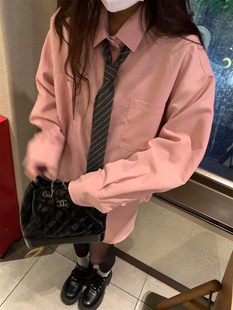 不含领带 叠穿宽松休闲衬衣女ins 荒荒家粉色口袋衬衫 2025春秋新款