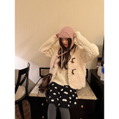 荒荒家 外套女 毛绒茸保暖加厚叠穿V领无袖 牛角扣马甲2025冬季 新款