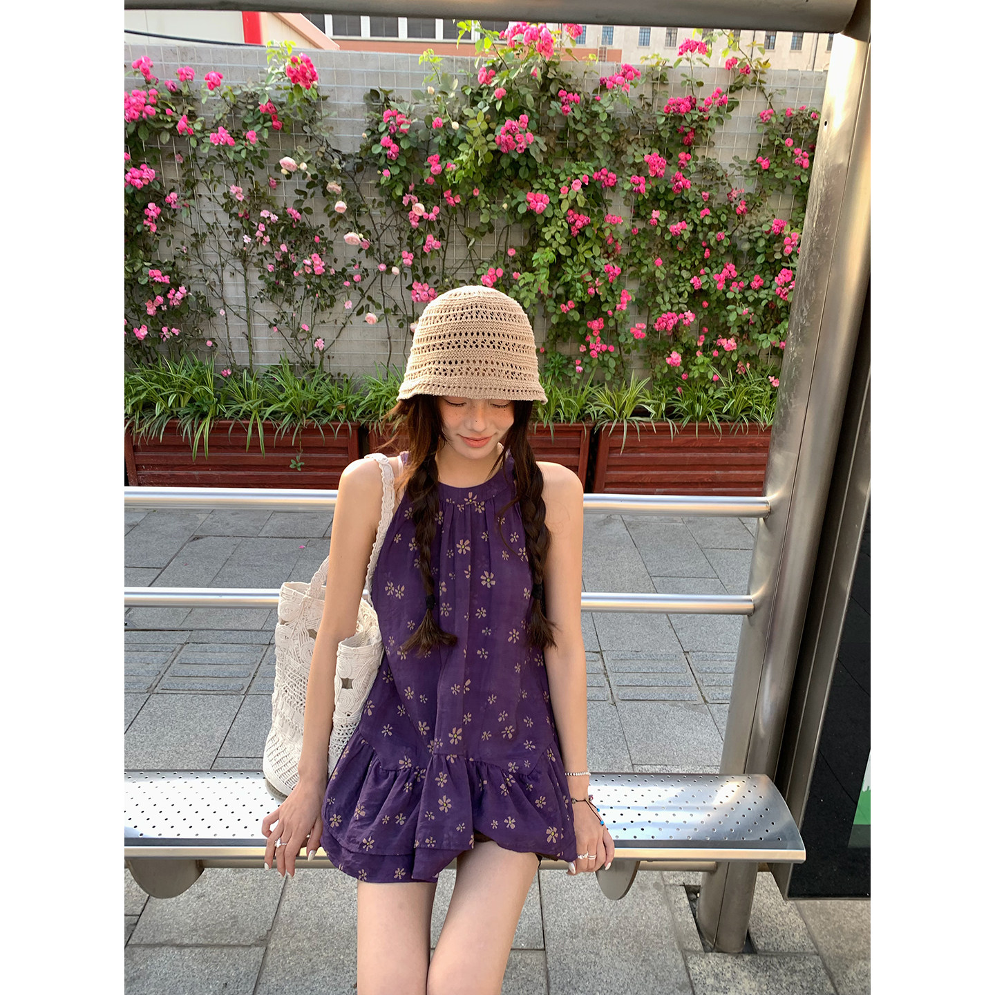 荒荒家挂脖不规则碎花上衣2026夏季新法式少女打底内搭背心外穿女