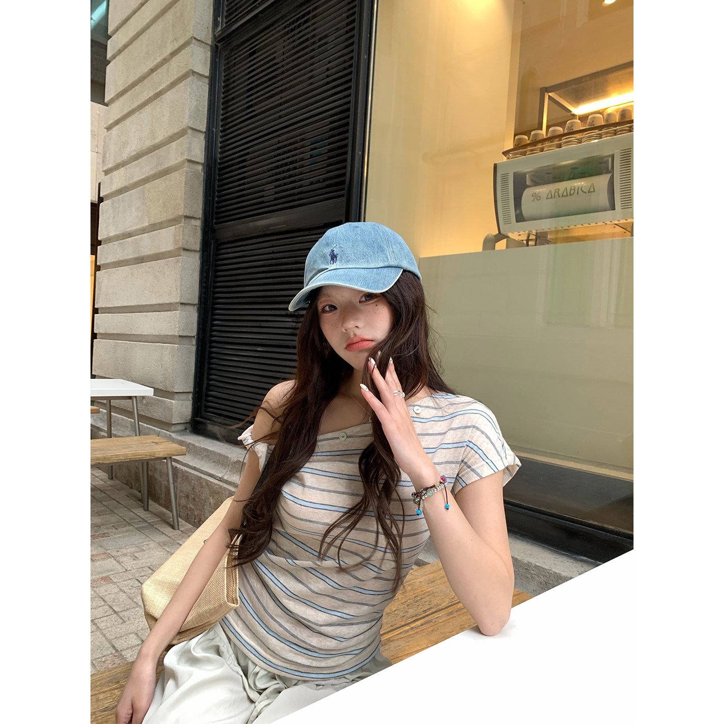 荒荒家 蓝条扭结短袖2026夏季新款小众气质休闲舒适设计T恤女图片