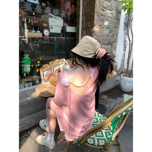 荒荒家 装饰花朵长袖T2025夏季新款法式温柔风斜肩露背长款上衣女