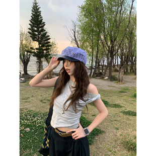 扭结蕾丝假两件上衣2025夏季 荒荒家 小众露肩设计灰色背心女外穿