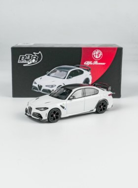 BBR 1:64 阿尔法罗密欧 Giulia GTAm  Alfa Romeo授权 合金车模型