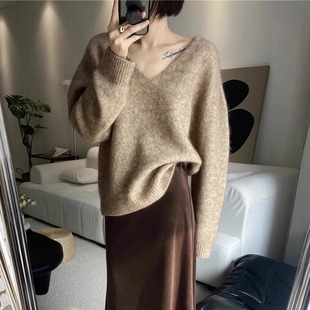 灰色高级感羊驼绒v领毛衣女2025秋装 上衣 慵懒宽松遮肉百搭针织衫