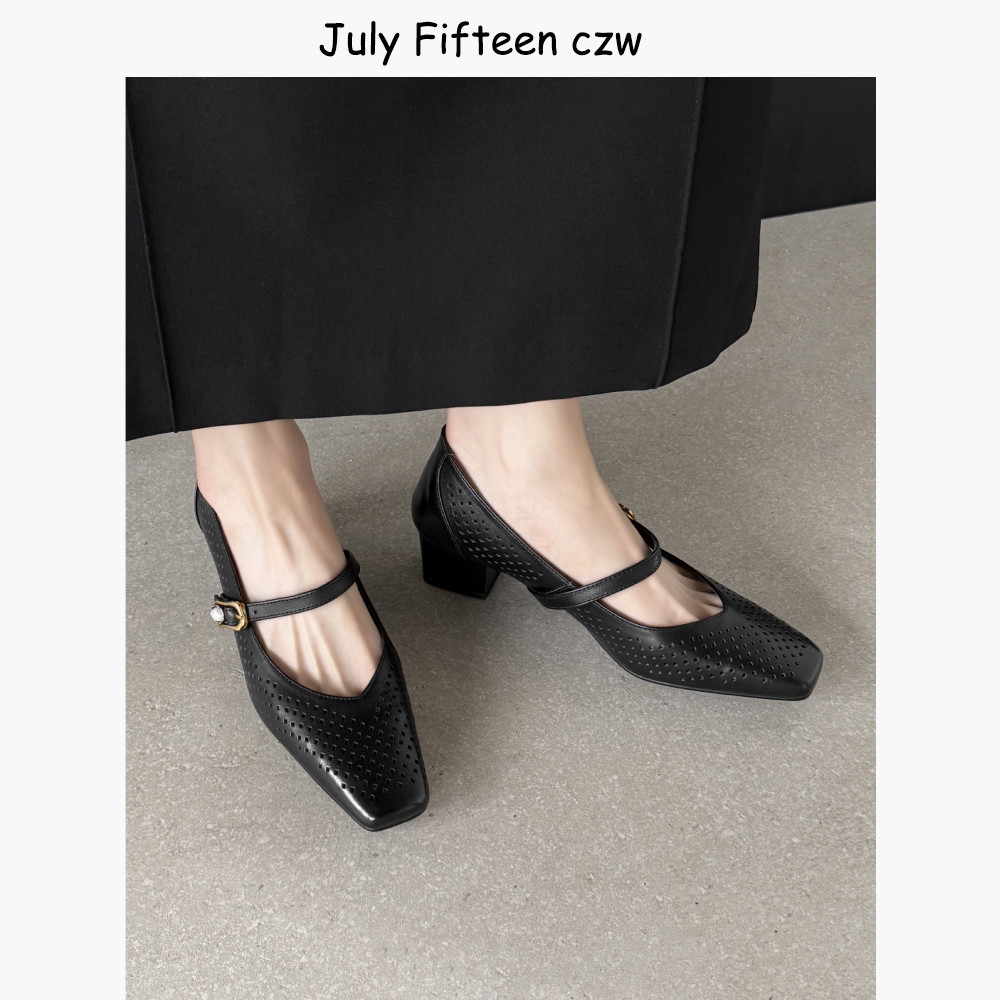 复古镂空雕花方头粗跟玛丽珍鞋女2026春夏新款一字扣带浅口单鞋