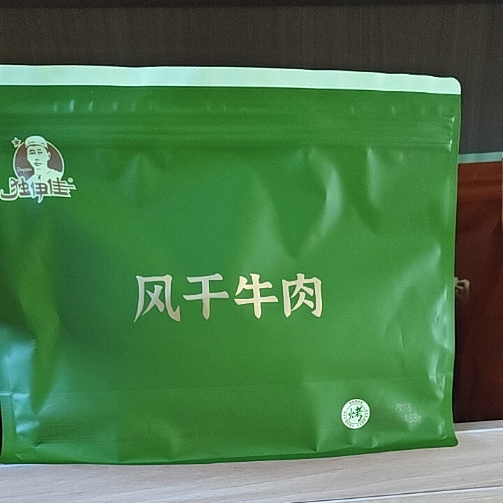 独伊佳风干牛肉干,烤制风干牛肉