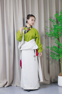 藏式民族风藏袍锅庄舞服定制(不包括衬衣及挂饰)