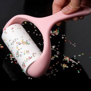 máy cắt lông xù quần áo tphcm Dính tóc dính con lăn bàn chải giấy dính giấy có thể xé quần áo tóc sạch vết bẩn bụi giấy lăn - Hệ thống giá giặt cây lăn bụi