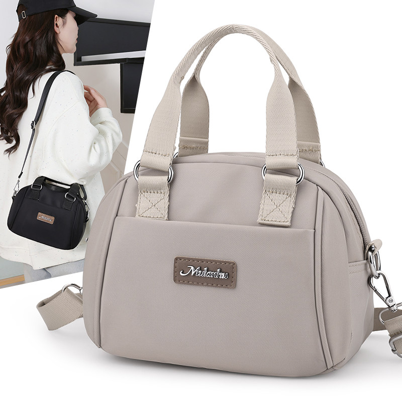 斜挎包女大容量小型轻便牛津布通勤百搭2026新款手机包尼龙帆布包