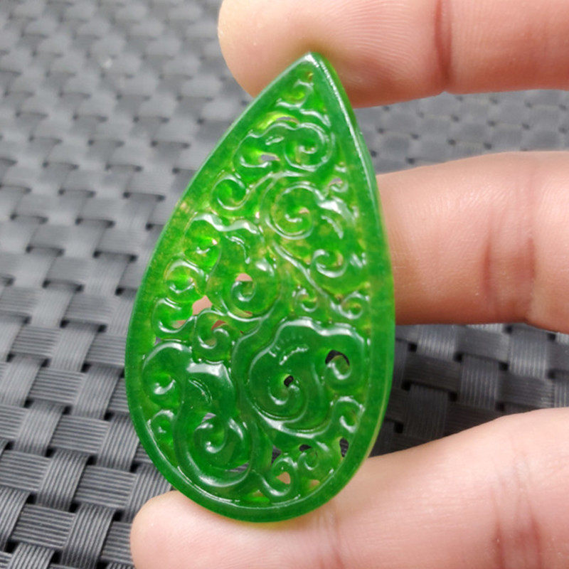 瑞隆轩玉石挂件碧绿色水滴挂件石英岩玉镂空如意吊坠项链坠玉坠