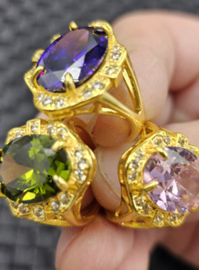 冰种多色锆石切面玉石戒指