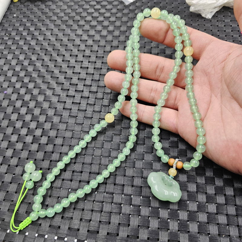 东陵玉如意玉石挂件东陵玉圆珠可调节毛衣链草绿色圆珠项链坠珠链