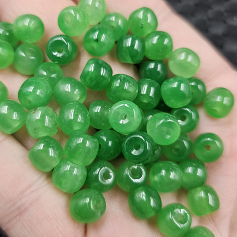 碧绿色老型珠玉石散珠菠菜绿