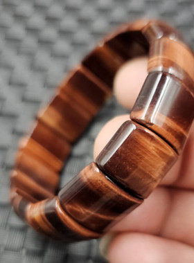 红虎睛石平安牌玉石手链加宽