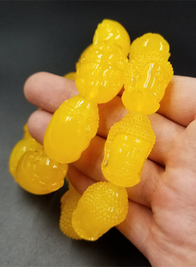 人物仿荧光浮盐水蜜蜡观音头手链