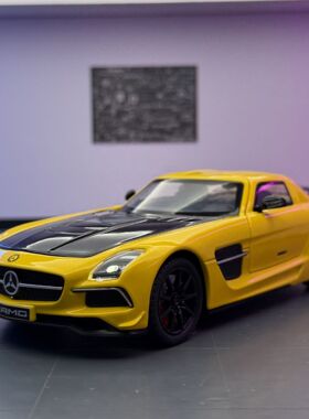 新豪迪车模1:24大奔sls透明机盖amg合金跑车模型摆件声光玩具收藏