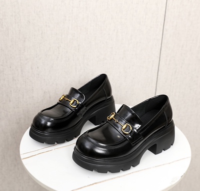 欧洲站女鞋2025新款透气百搭休闲皮鞋女士厚底增高休闲豆豆鞋