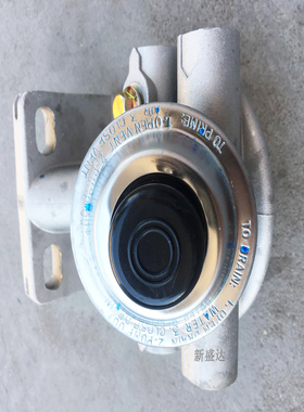 PL420油水分离器底座FS19816油水分离器高压泵手压泵柴滤底座总成