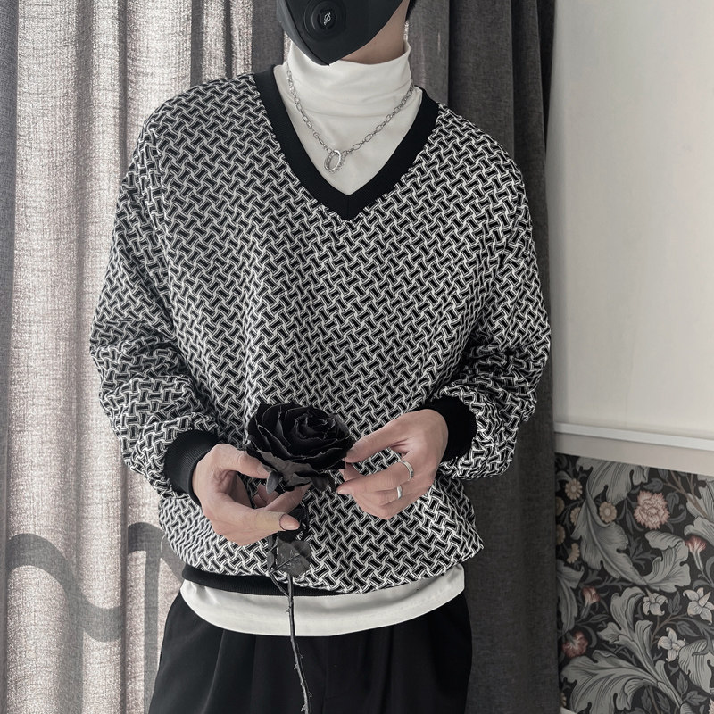WY133-P68 控98 秋季卫衣男宽松套头长袖休闲格子衫鸡心领卫衣图片