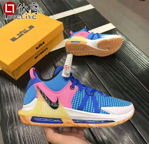 耐克透气舒适实战户外运动篮球鞋