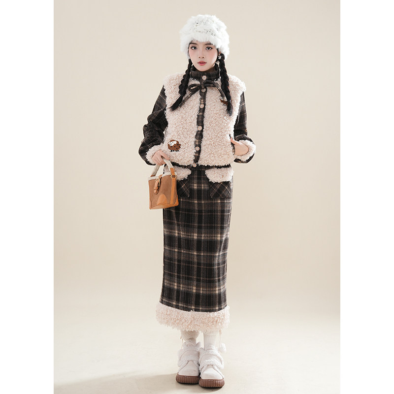 2025秋冬新款复古慵懒风羊羔毛拼接格子毛呢外套半裙套装甜美小众,女装/女士精品,时尚套装,淘宝优惠券,粉丝福利购,淘宝优惠卷
