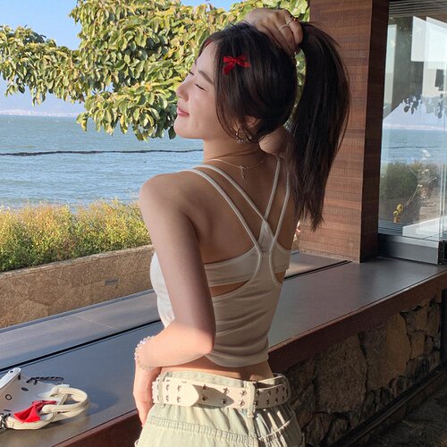 批发带胸垫内搭短款交叉吊带背心