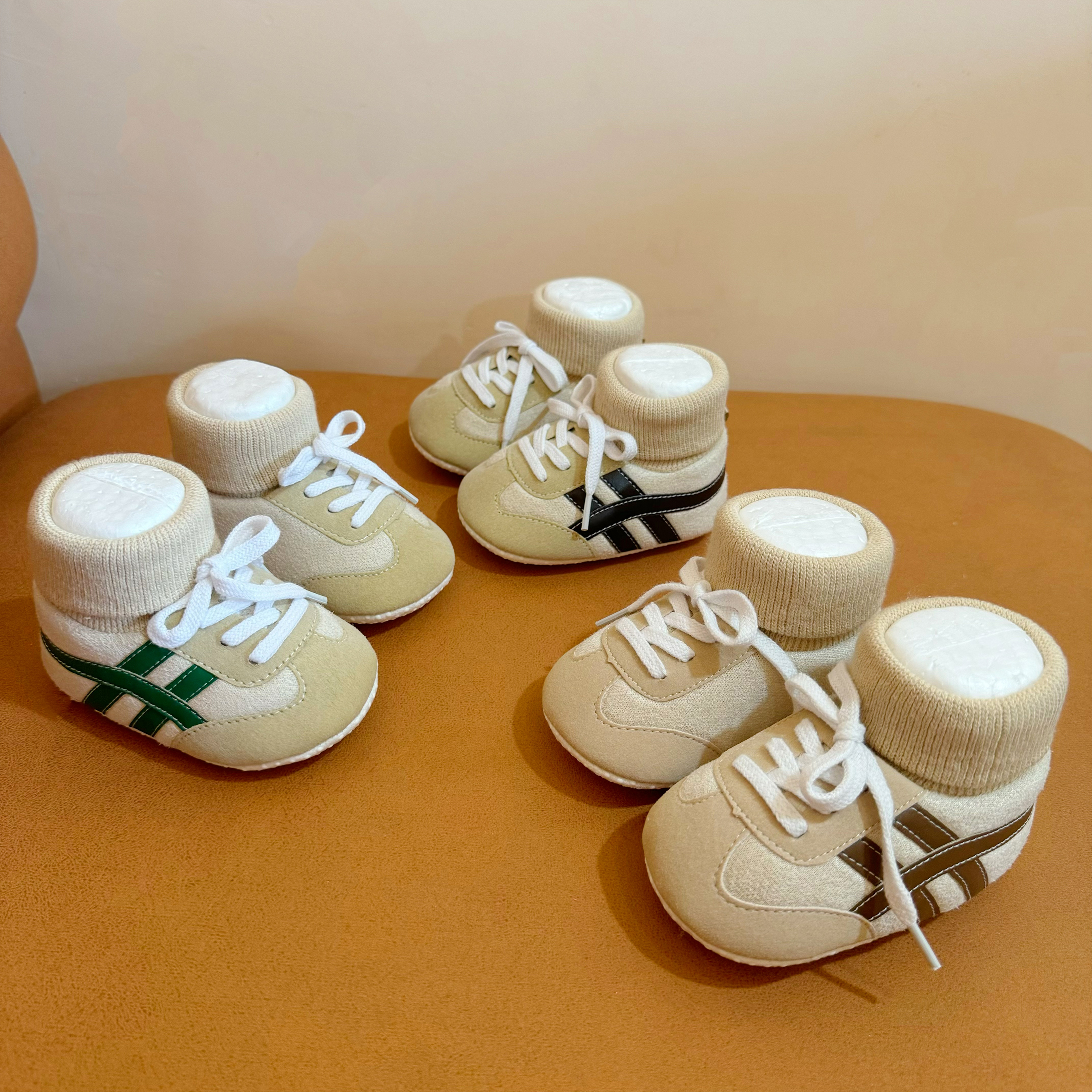 春秋新款婴儿鞋男女宝宝0-1岁鞋袜一体不掉跟软底休闲防滑学步鞋6