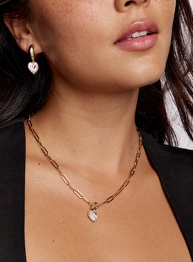 海外代购Kendra Scott（饰品）女士项链金色心形吊坠日常佩戴