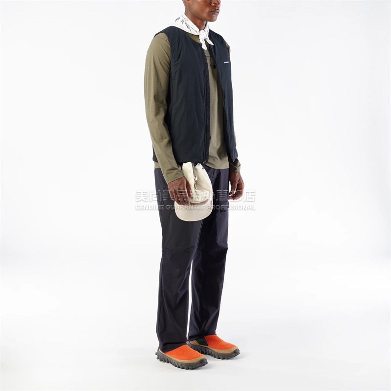 Salomon萨洛蒙灯芯绒休闲鞋