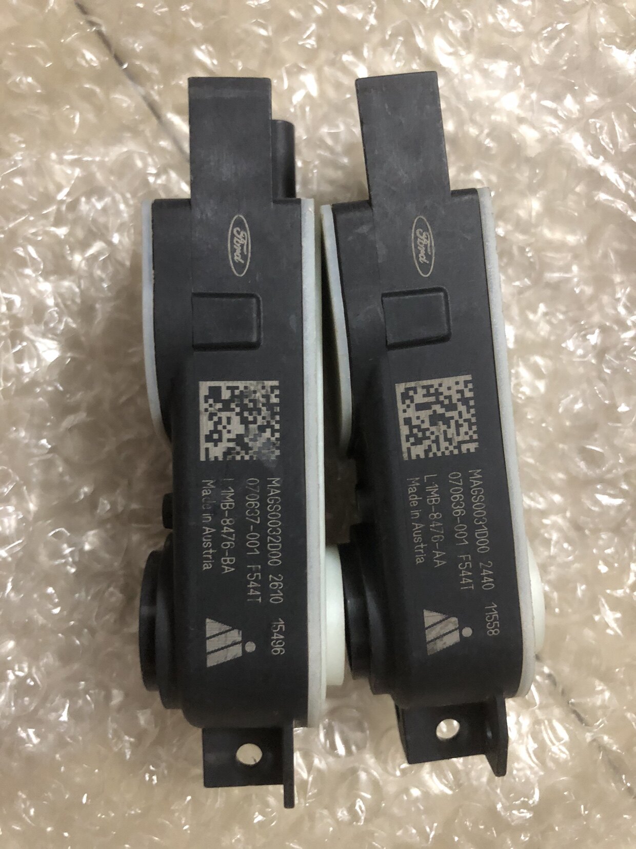 L1MB-8476-BA 适用福特探险者2020-2023快门执行器下部L1MB8476BA